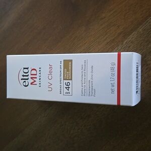 EltaMD UV Clear tinted sunscreen,  SPF 46